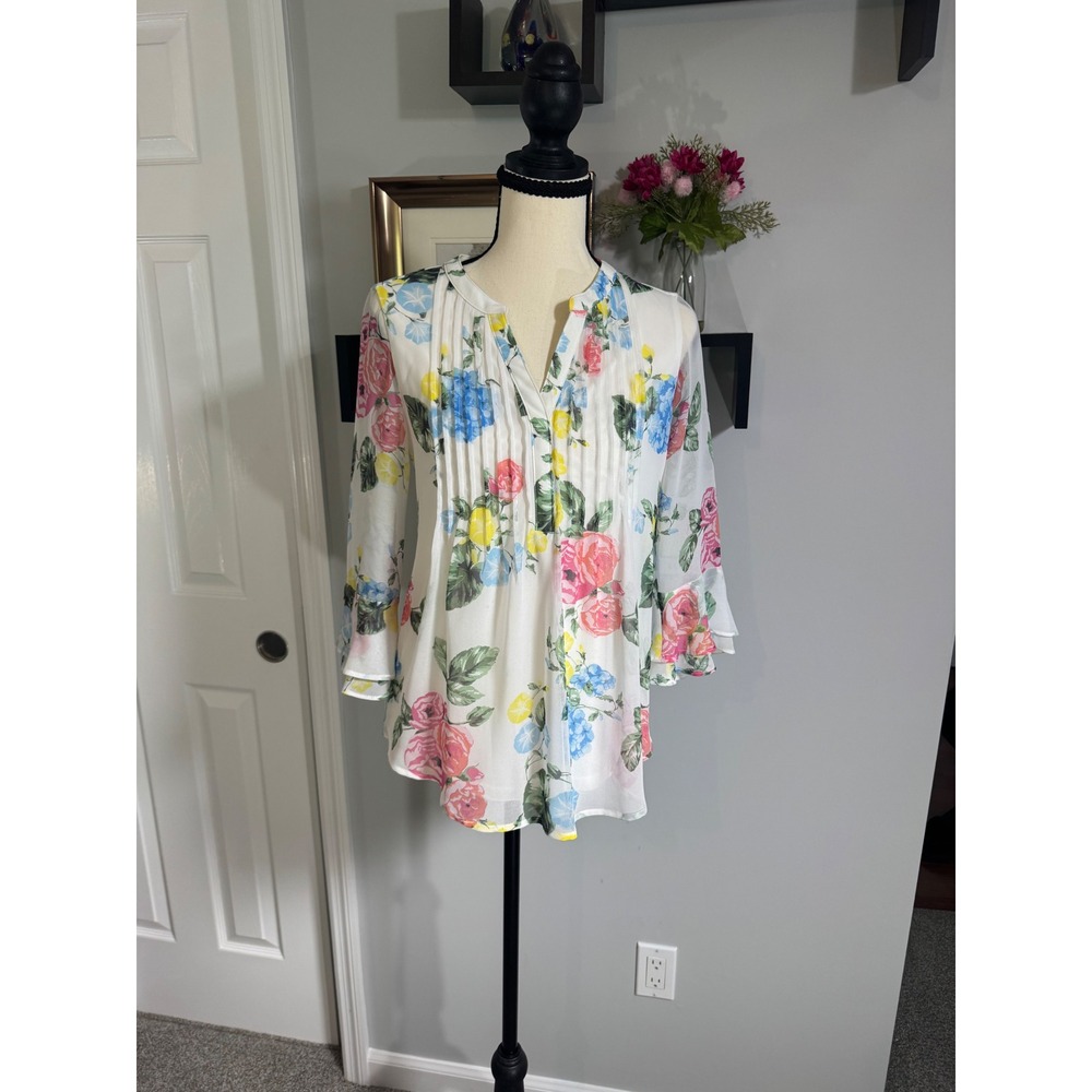 Charter Club Floral Pintuck Blouse Petite P White Pink Blue Bell Sleeve Top